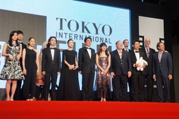 【第27回東京国際映画祭】アジア最大級の映画祭が開幕…レッドカーペットに安倍首相も 画像