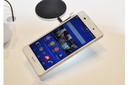 【CES 2015】北米向け「Xperia Z3」のVerizon版が“Qi”によるワイヤレス給電に対応 画像