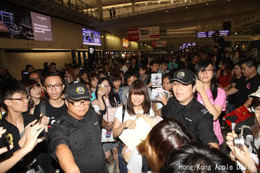 「ビリギャル」香港でもヒット！ 有村架純の初訪問で空港にファン200人 画像