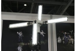 工事や防災用途に対応する充電式の特殊LED投光器 画像