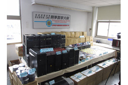 台湾で、過去最大規模の海賊版摘発……ディスク5万枚超・複製機100台超を押収