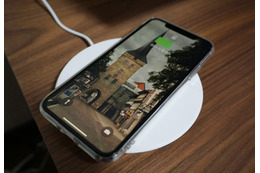 思った以上に便利だった!iPhone Xでワイヤレス充電を試す【最新iPhoneを使いこなす】 画像