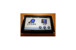 【PNDレビュー Vol.5】国産PNDのライバル ソニー nav-u と比較——GARMIN nuvi1480 画像