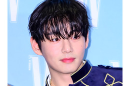 BTS・V、ファッション界も魅了する圧倒的存在感!「2025 Vogue World」で“韓国の美”を体現 画像