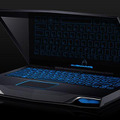 14型「ALIENWARE M14x」の光るキーボードのイメージ