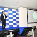 ウィルコム 2011年秋冬モデル発表会