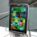 片手で持てる手ごろなサイズの7インチ液晶搭載のタブレット型端末「REGZA Tablet AT3S0/35D」