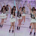 NHKスタジオパーク・エントランスでは、AKB48が出演するNHKの歌番組「MUSIC JAPAN」のスタジオ収録現場風景を上映