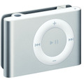 　アップルコンピュータは31日、新型の「iPod shuffle」の販売を11月3日（金）から開始すると発表した。当初は、10月中とされていた。価格は9,800円。