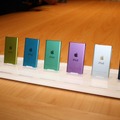 展示会/第7世代iPod nanoの背面でわかる7色バリエーション