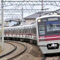サービスエリアを拡大するUQコミュニケーションズ。写真は新京成電鉄