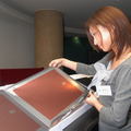 日本写真印刷の技術で仕上げられた「dv6700」の天板。日本HPではこのデザインをHP Imprintと呼んでいる。