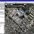 現在の衛星写真を表示。東京ミッドタウンが完成している