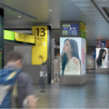 新宿駅南改札口巨大ビジョン・柱サイネージイメージ