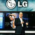 CES 2010でデモされた「LG GW990」