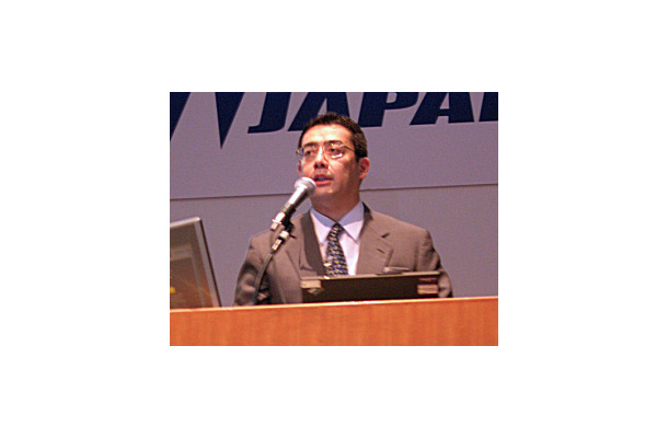 　7月19日（水）、東京ビッグサイトにおいて、「WIRELESS JAPAN 2006」が開催された。ここでは、会議棟レセプションホールにおいて午後に催されたワイヤレスカンファレンス2006基調講演A-5の「WiMAX/WiFi ワイヤレスブロードバンドとしての無線通信」について報告する。