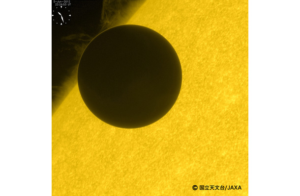 可視光・磁場望遠鏡（SOT）で見た第2接触前の金星／カルシウム（彩層）