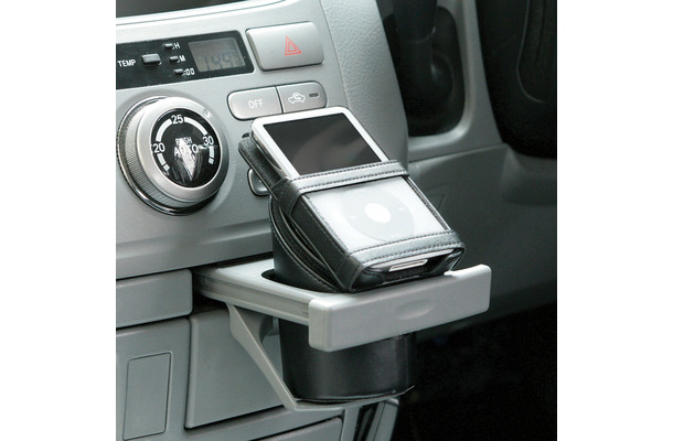 AVD-CHLA5GBK（第5世代iPod装着時の使用イメージ）