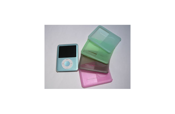 Silicon Case for 3rd iPod nano（カラーバリエーションはホワイト/ブラック/グリーン/ブルー/ピンクの5色）