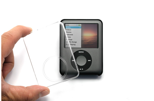 TUNESHELL BlackBack for iPod nano 3G（iPod nanoは付属しない）