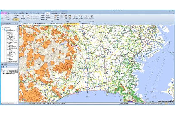 国土数値情報の土砂災害危険箇所を国土地理院タイルに重ねて表示したもの。他にもさまざまな統計情報をマップ上に表示できる（画像は同社webから）。