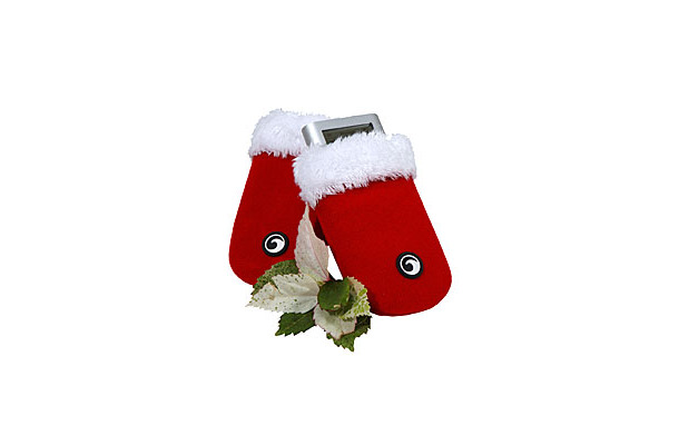 　ヘビームーンは、米MarwareのiPod/iPod mini用キャリングケース「SportSuit Santaシリーズ」を11月27日に発売する。iPod/iPod mini用クリスマスプレゼント向け製品。