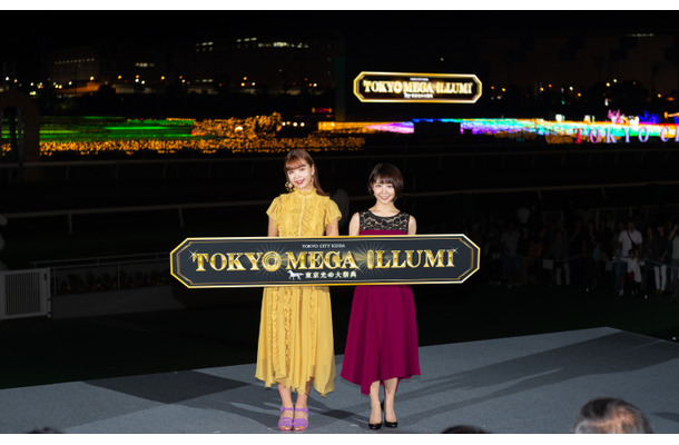 藤田ニコルと吉谷彩子、キュート＆シックなロングワンピ姿で「TOKYO MEGA ILLUMINATION」点灯式に登場