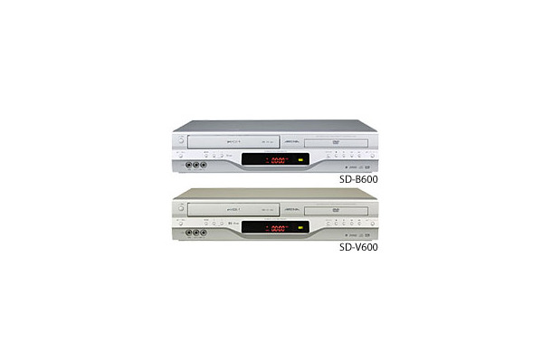 　東芝は、VHS一体型DVDプレーヤー2機種を10月上旬に発売する。ラインアップは、BSアナログチューナー内蔵の「SD-B600」と、BSアナログチューナーなしの「SD-V600」。