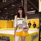 【フォトレポート】東京オートサロン2012コンパニオン …ヨコモ 画像