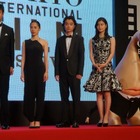 【第27回東京国際映画祭】「ミギー」もタキシードを着て登場！…レッドカーペット 画像