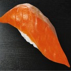 ブリの次はサーモン！くら寿司、「みかん風味サーモン」のネタを販売開始！ 画像