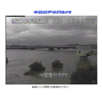 九州地方や中国地方で大雨、氾濫する遠賀川の様子を映すライブカメラ 画像
