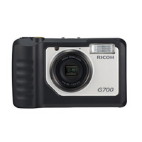 リコー、耐衝撃/耐水/耐薬品性能を備えた“現場主義”のタフデジカメ「G700」 画像