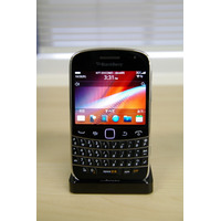 ドコモ、防水Xiタブレット「MEDIAS TAB N-06D」とキーボード搭載スマホ「BlackBerry Bold 9900」を30日に発売 画像