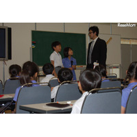 【NEE2012】デジタルとアナログとのハイブリッド授業 画像
