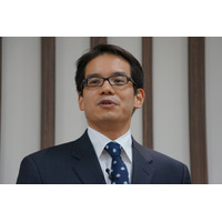 新Office「マルチデバイス、クラウド、SNSに対応」……日本MSロアン・カン本部長 画像