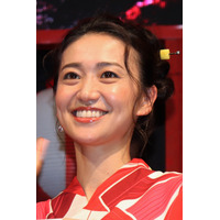 「年上の女性はどうですか？」大島優子がNetflix大ヒットドラマ俳優に猛アプローチ 画像