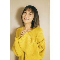 TBS・近藤夏子アナ、『FLASH』で初グラビア！可愛らしいニットに、大人ワンピも！ 画像