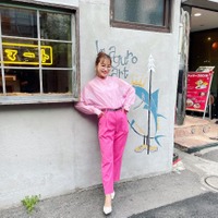 鈴木奈々、全身ピンクコーデに「超かわいい！」「服の着こなし方がオシャレ」の声 画像