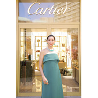 杏、魅惑的な肩出しドレスで「カルティエ」新店舗のオープニングセレモニーへ 画像