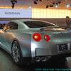 　東京モーターショー2005のプレス公開初日の19日、日産ブースにおいて同社代表取締役社長兼CEOのカルロス・ゴーン氏がブリーフィングを行ない、次期型GT-Rのコンセプトモデル「GT-R PROTO」を披露した。の画像
