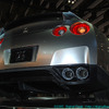 　東京モーターショー2005のプレス公開初日の19日、日産ブースにおいて同社代表取締役社長兼CEOのカルロス・ゴーン氏がブリーフィングを行ない、次期型GT-Rのコンセプトモデル「GT-R PROTO」を披露した。の画像