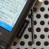 　Windows Mobileを搭載した「W-ZERO3 [es]」が先日発表されたが、WIRELESS JAPANでは早速展示が始まっている。の画像