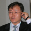 　東京ビッグサイトにおいて開催中の「WIRELESS JAPAN 2006」。会議棟レセプションホールにおいて催された「IEEE802ワイヤレス技術フォーラムDAY02:iBurst&WiMAX徹底攻略」の中から、「The 2nd Internet revolution:KT Wibro service」の内容について報告する。の画像