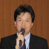 NTTレゾナントポータル事業本部技術マーケティング部部長濱野輝夫氏。事前に実施されたモニターに対するアンケート結果の発表を行ったの画像