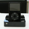 Wireless Dock for iPodにiPodを装着した様子の画像