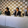 記者会見は終始和やかな雰囲気で進み、撮影時のエピソードなどでところどころで笑いも取っていたの画像