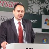 マイクロソフト 執行役 常務 ビジネス＆マーケティング担当 佐分利ユージン氏の画像