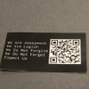 裏にはQRコードがの画像