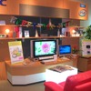 Living Room。PCで地上デジタル放送の番組を視聴したり、家庭内サーバとして、各部屋にある機器に映像を配信したりできる体験コーナーの画像